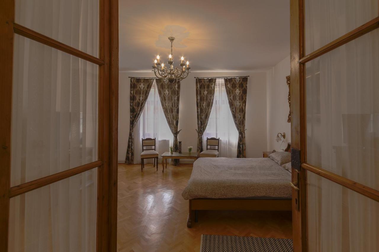 Illo Tempore - Ultracentral Apartment Sighisoara Ngoại thất bức ảnh